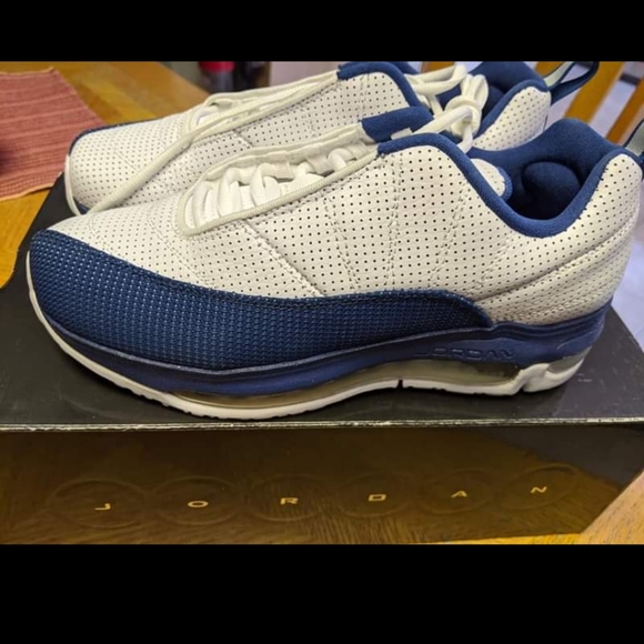 jordan cmft air max 12